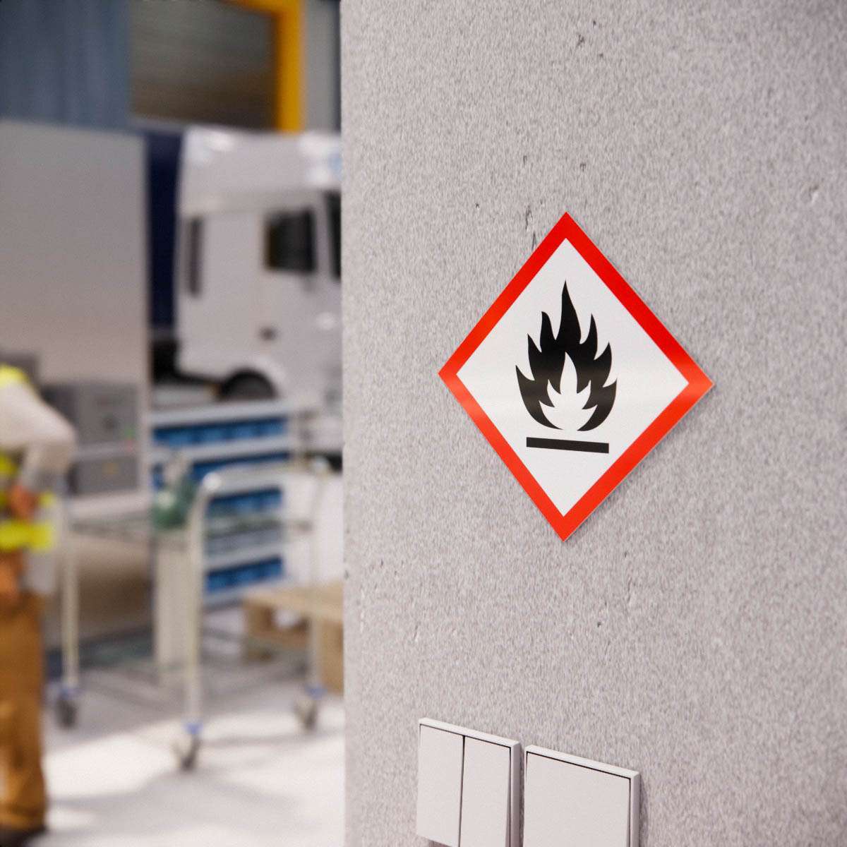 Skylt - Brandfarlig - Nosico