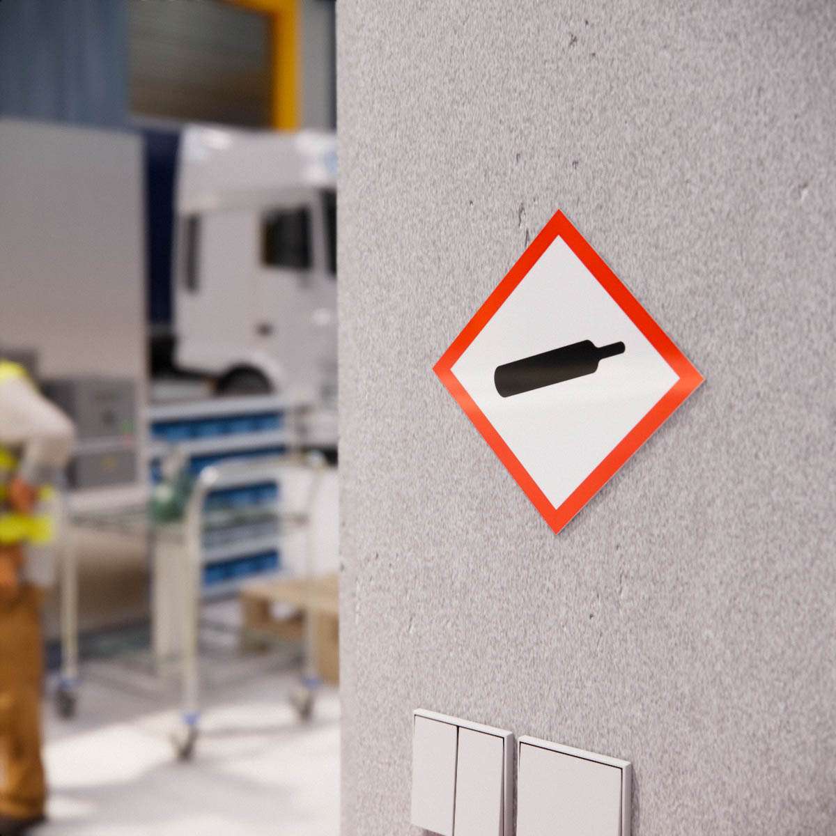 Skylt - Gas under tryck - Nosico